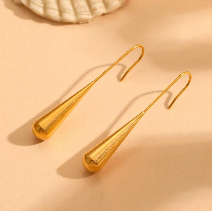 Earrings Tear Drop Gold or Silver