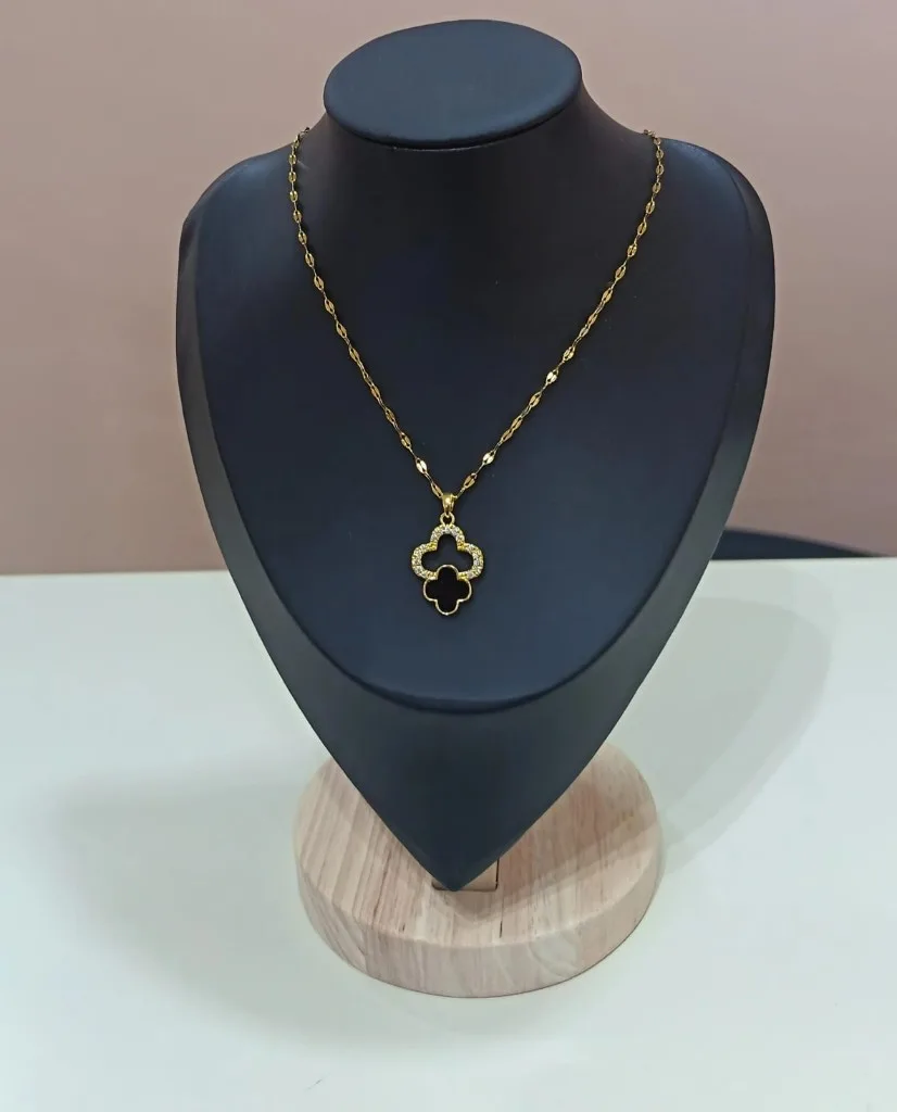 Necklace - Four Leaf